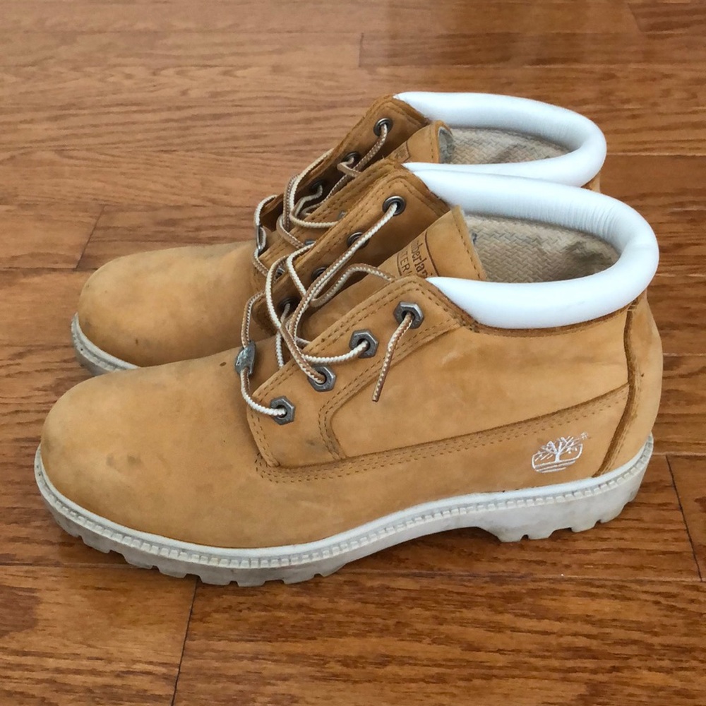 Timberland Women’s Nellie Waterproof Chukka Boots - Picture 1 of 6